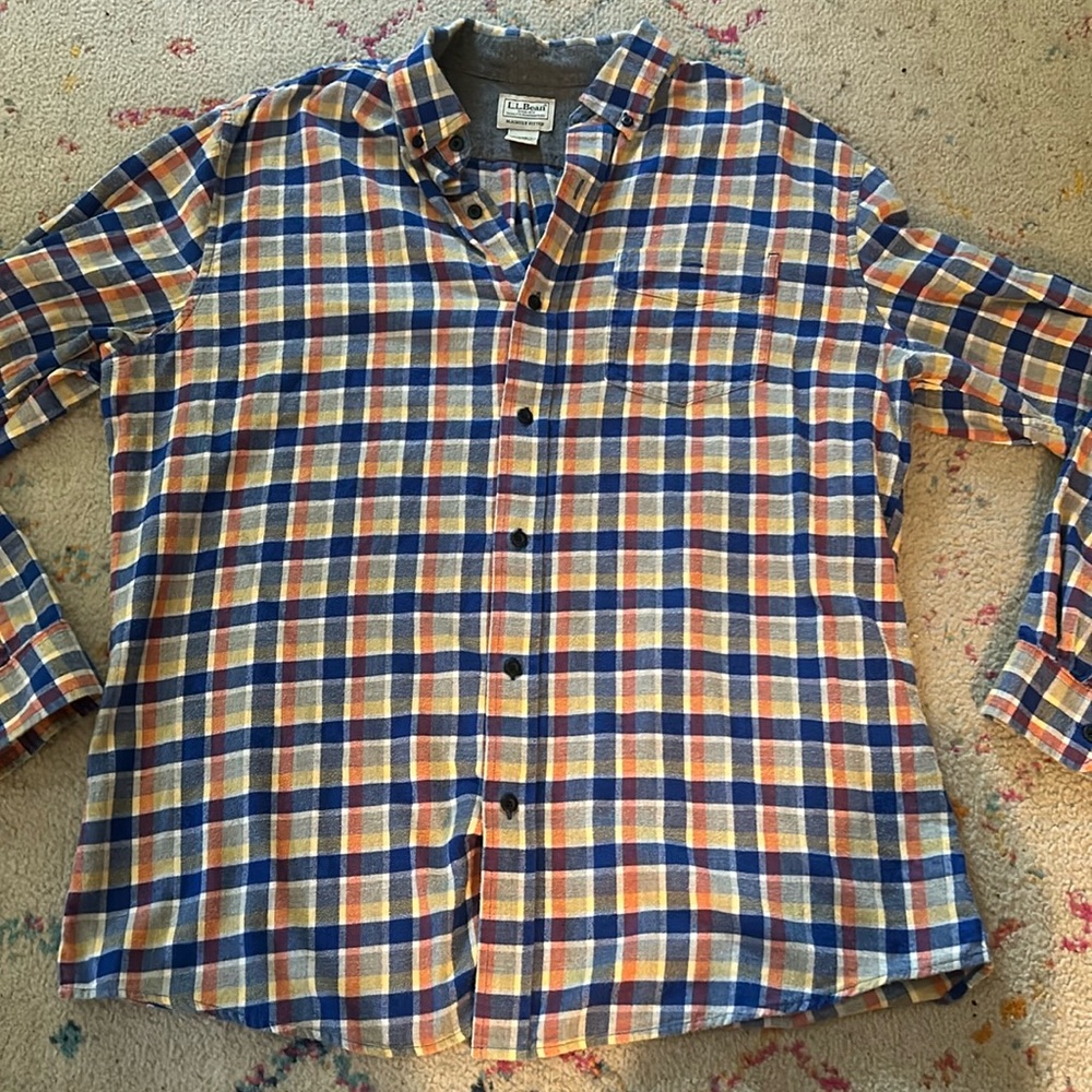 L.L.Bean Flannel Men’s Large. Colors: Blue, Orange, Yellow White